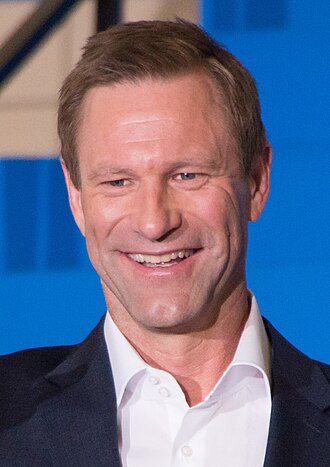 Portrait of Aaron Eckhart - Eagle personality
