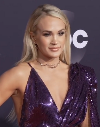 Portrait of Carrie Underwood - Cottontail personality