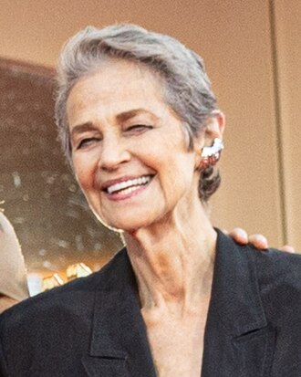 Portrait of Charlotte Rampling - Swan personality