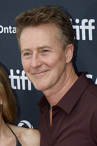 Portrait of Edward Norton - Owl personality