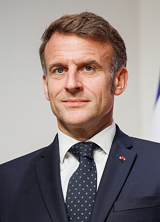 Portrait of Emmanuel Macron - Fox personality