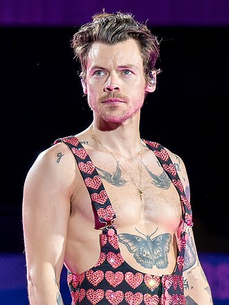 Portrait of Harry Styles - Peacock personality