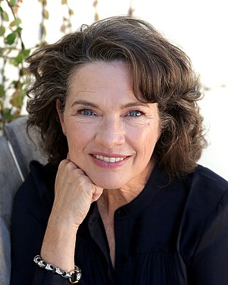 Portrait of Heather Langenkamp - Deer personality