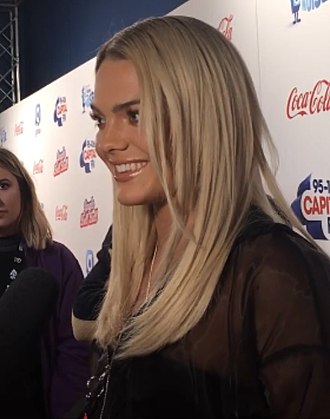 Portrait of Louisa Johnson - Swan personality