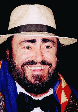 Portrait of Luciano Pavarotti - Elephant personality