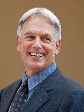 Portrait of Mark Harmon - Dog personality
