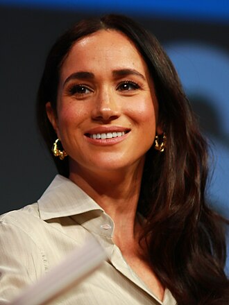 Portrait of Meghan Markle - Swan personality