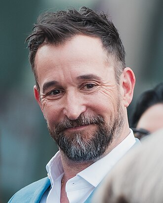 Portrait of Noah Wyle - Dog personality