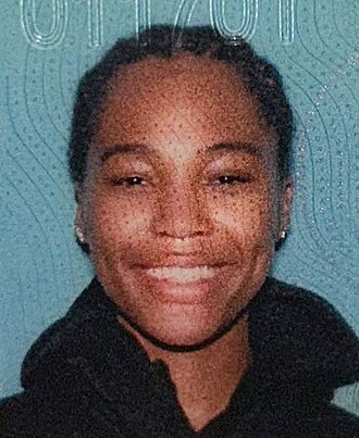 Portrait of Quenlin Blackwell - Otter personality