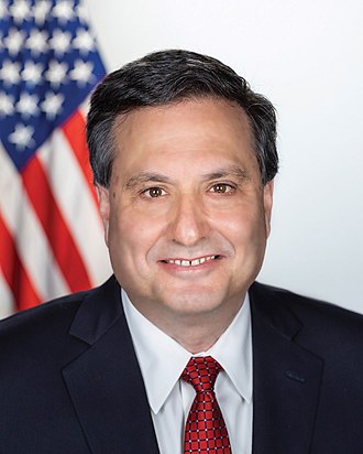 Portrait of Ron Klain - Snake personality