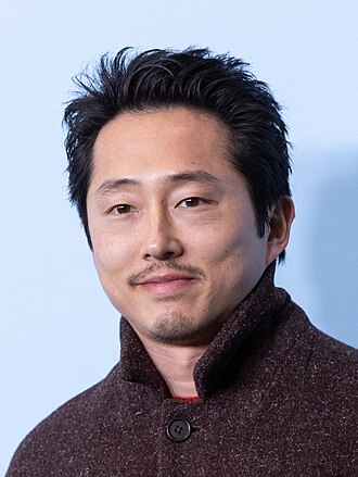 Portrait of Steven Yeun - Snake personality